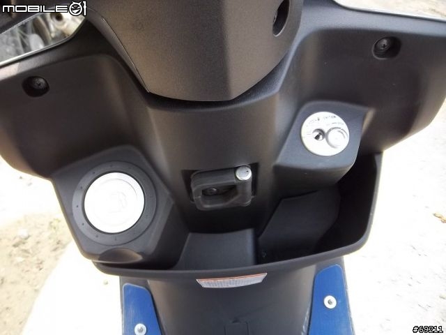 2013 GSR 125尊爵版鐵漢灰 開箱