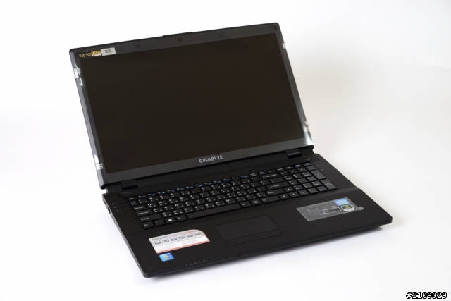 [開箱]取代桌機的筆電高CP值電競筆電-Gigabyte P2742G