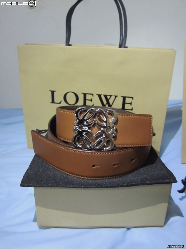 LOEWE 皮帶