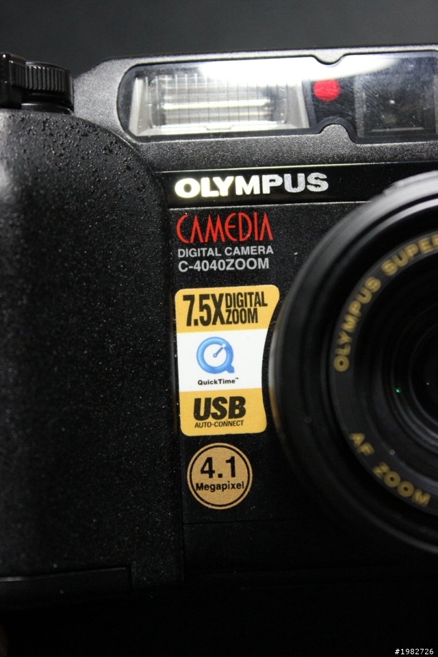 經典銘機 Olympus Camedia C-4040Z 開箱
