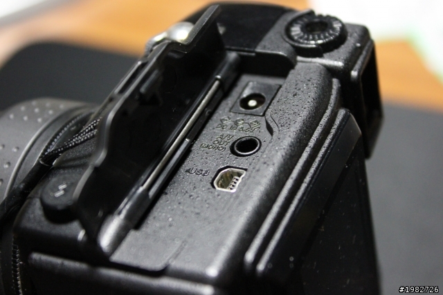 經典銘機 Olympus Camedia C-4040Z 開箱