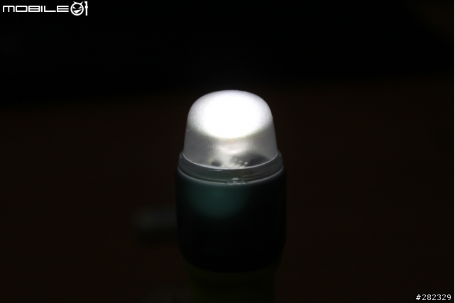 平價實用 迷你防水手電筒 illuMATE