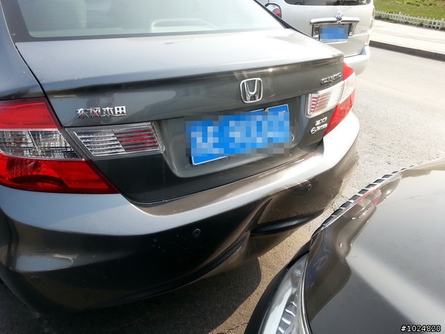 CIVIC 9被追撞了...