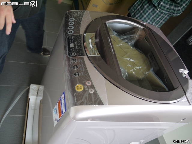 [開箱]新品入荷 Panasonic NA-V168VB-P洗衣機,殘念中....
