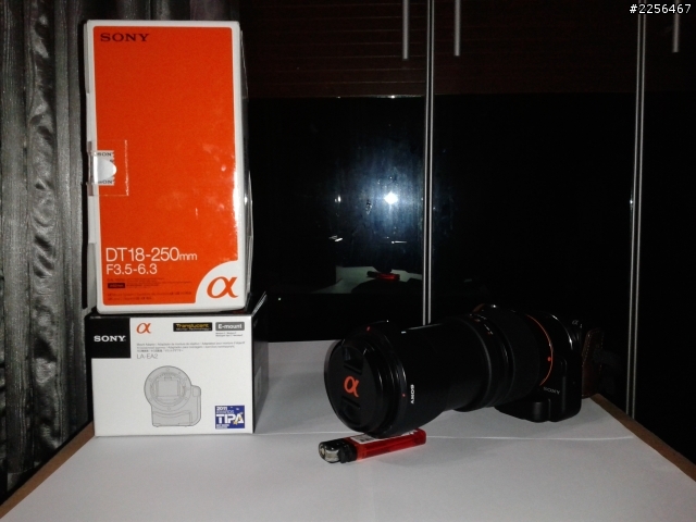 NEX5N+LA-EA2+SAL18-250！組合完成！跟無敵鐵金剛一樣(畫質不好手機拍的)