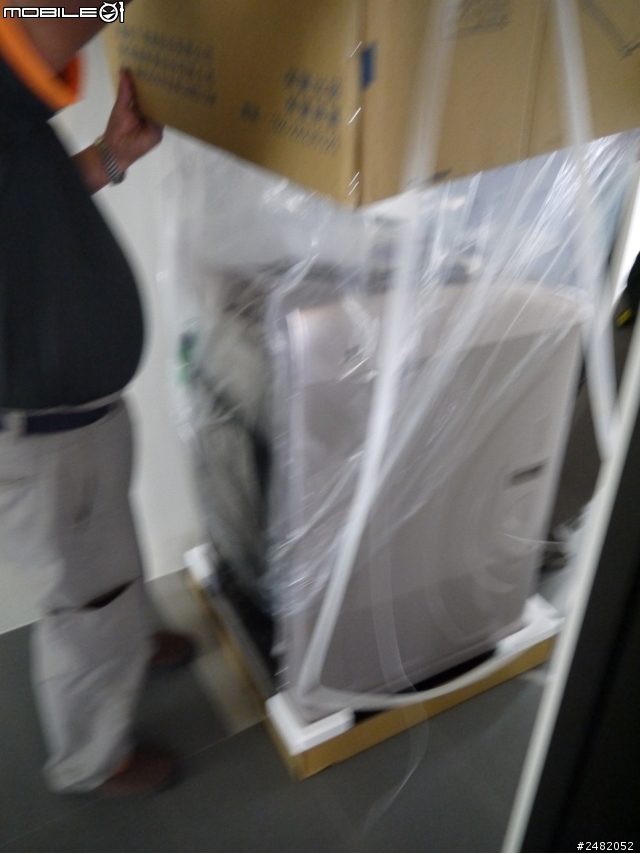 [開箱]新品入荷 Panasonic NA-V168VB-P洗衣機,殘念中....