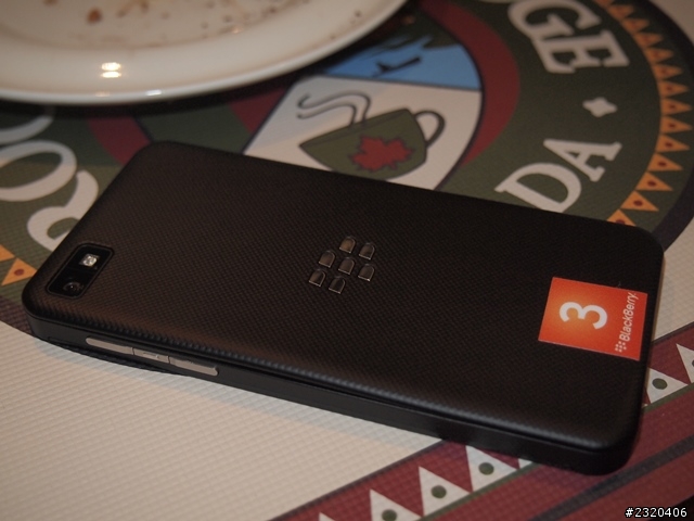體驗BlackBerry Z10，初心者也可以輕鬆上手 :D