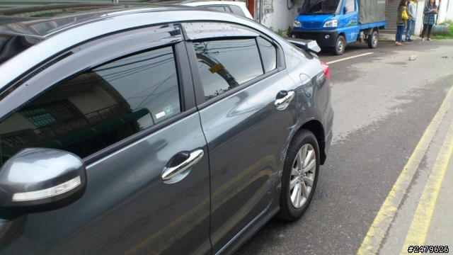 被人家擦撞.關於乙式保險請板大幫忙