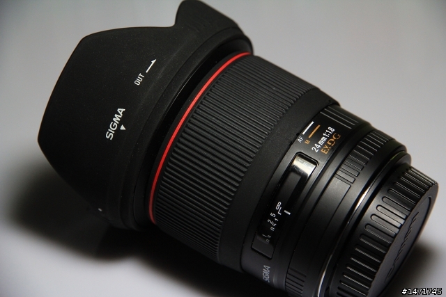 [開箱] Sigma 24mm F1.8 Macro 完美的一機一鏡