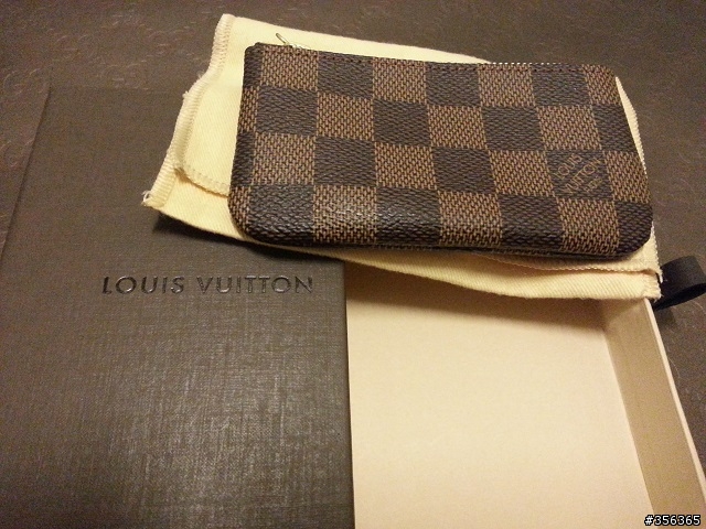 BOTTEGA VENETA 編織拉鍊長夾開箱