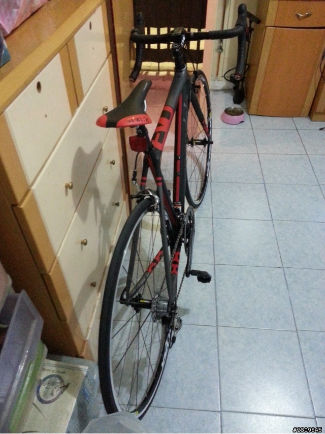 終於入手了  canondale super six evo red