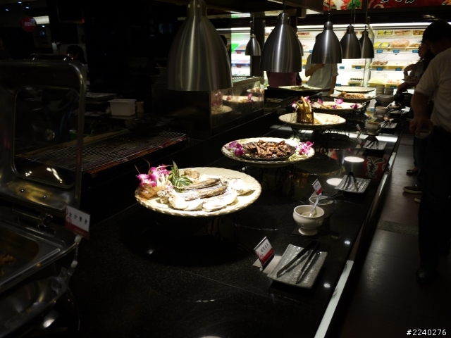 ［高雄］鮮境傳奇日式燒肉、火鍋自助百匯(大豐店)。