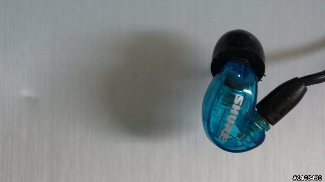 C710 Sorry，最後選擇了SHURE SE215SPE-A 特別版 開箱