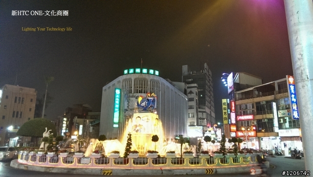 新HTC ONE瘋拍照，一起來分享照片