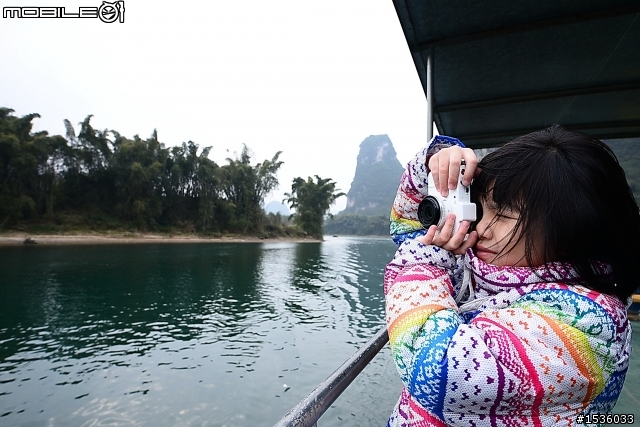 八歲女兒拍的照片
