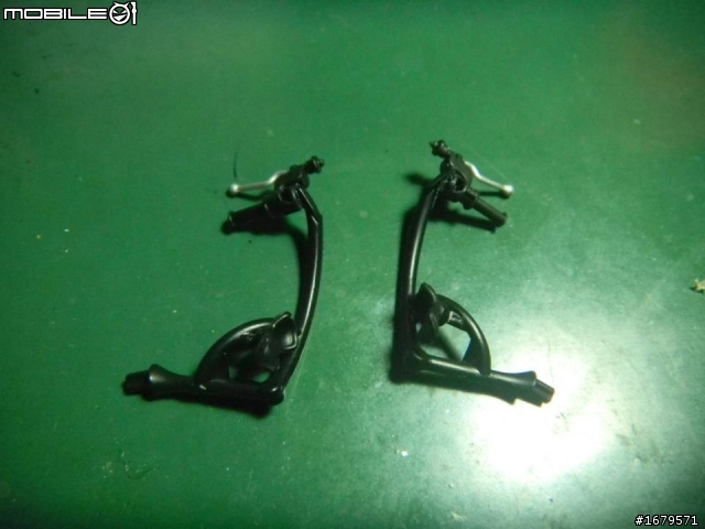 [改造製作分享] 黑暗騎士BAT POD 1/25會”翻輪”的蝙蝠機車