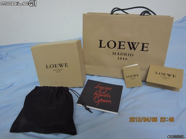 LOEWE 皮帶