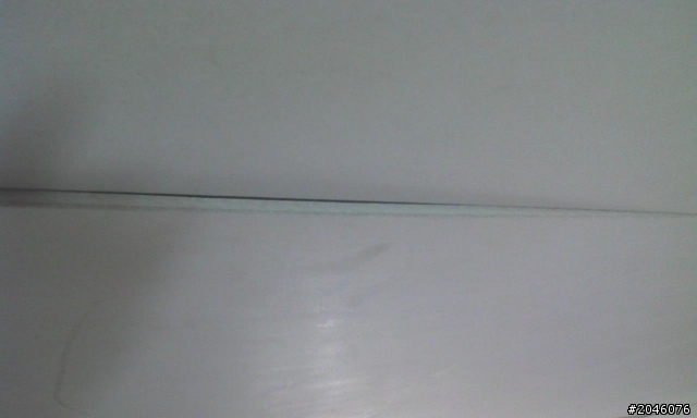 (有圖)請幫我看一下這樣的南亞矽酸鈣板天花板是不是有問題的?