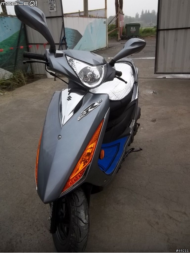 2013 GSR 125尊爵版鐵漢灰 開箱