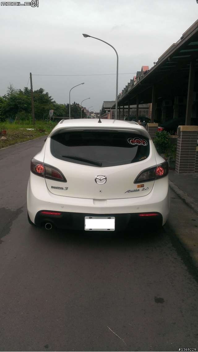 Mazda3原廠17"消光黑鋁圈+燻黑車燈