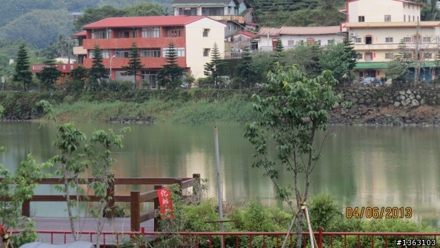 小娜帶著YAKIMA LOPRO到波斯園露營