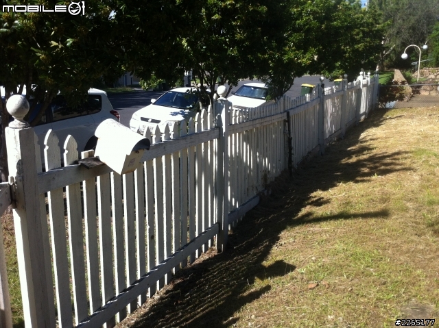 [請益] 新手想修復車庫跟圍籬
