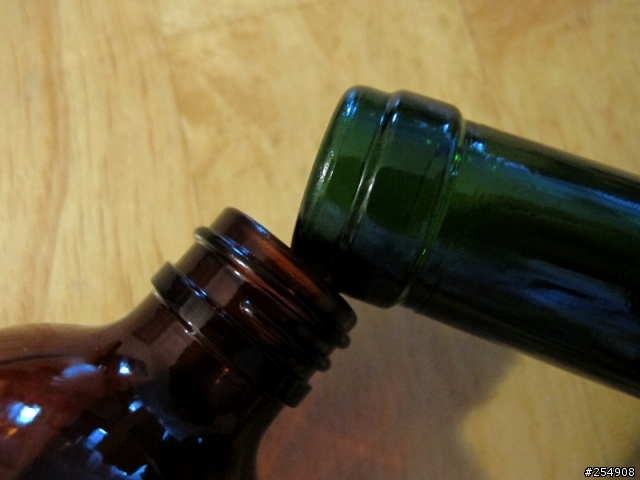 [分享]怎麼將酒分裝到小瓶慢慢享用呢?