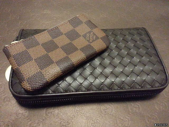 BOTTEGA VENETA 編織拉鍊長夾開箱