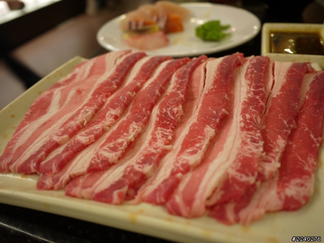 ［高雄］鮮境傳奇日式燒肉、火鍋自助百匯(大豐店)。
