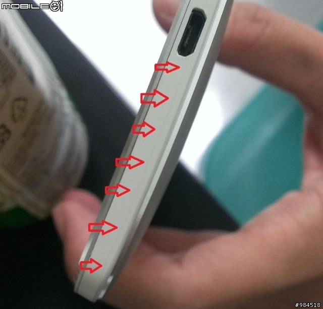 有人跟我的new one一樣也有這種縫嗎...？？？