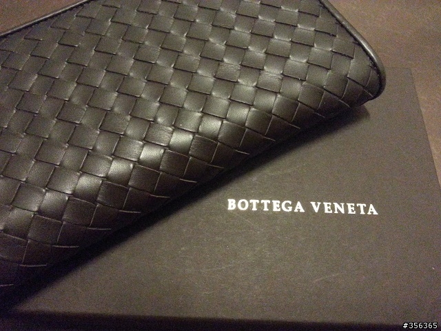 BOTTEGA VENETA 編織拉鍊長夾開箱