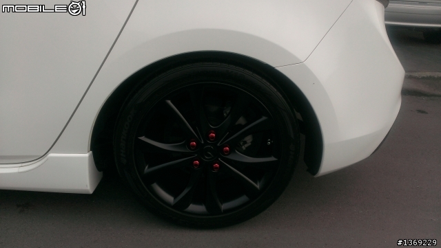 Mazda3原廠17"消光黑鋁圈+燻黑車燈