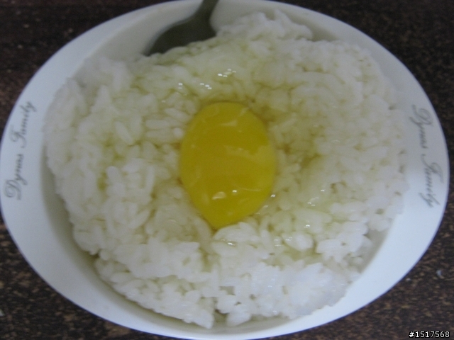 外宿小料理-雞蛋拌飯