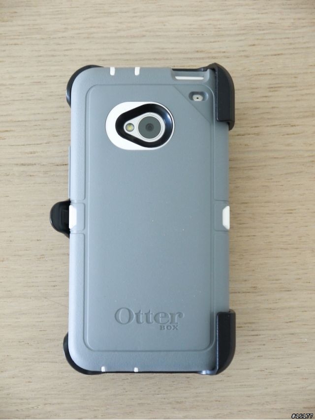 [分享] 男人的套，Otterbox Defender Series Case for HTC One 保護套
