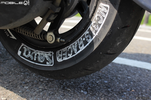 (新裝分享)10吋MAXXIS R1+SAVA MC31 RS +畫輪胎分享