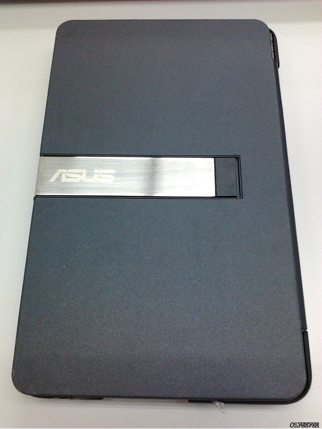 ASUS FonePad 的原廠保護殼 Turn Case