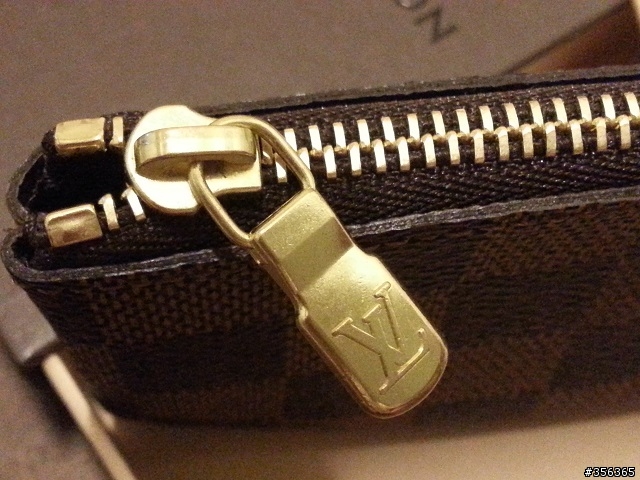 BOTTEGA VENETA 編織拉鍊長夾開箱