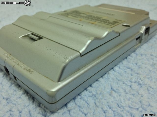 回味七年級的感動.想念畢業旅行的激情-GAMEBOY Light再開箱