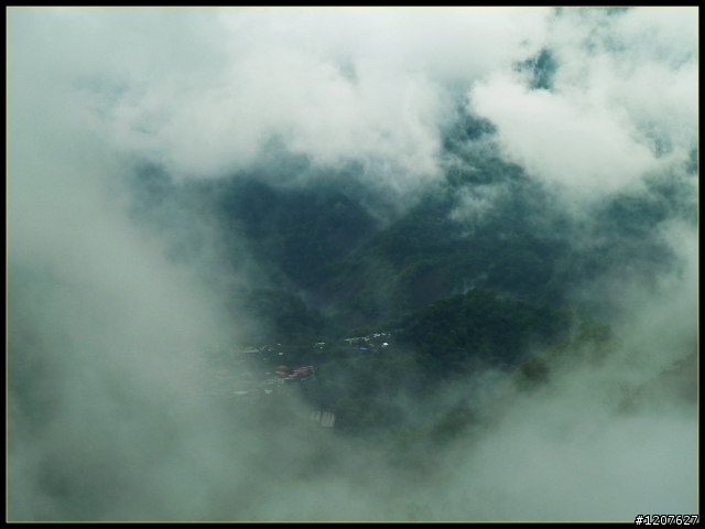 2013.05.15-16_風起雲湧雨下-千萬夜景野營趣！