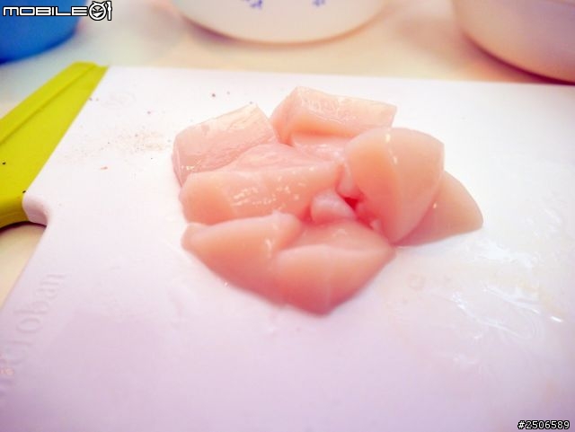 製作愛心便當其實很簡單(2)---雙色炒飯愛心便當(難度：＊＊)