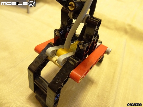 [開箱] LEGO Technic 8110 M-BENZ Unimog U400