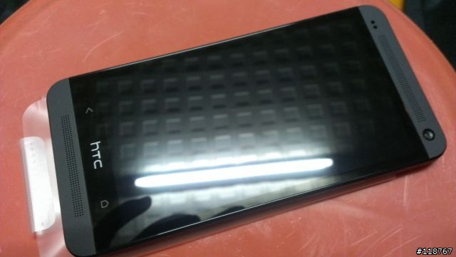 [開箱]下定決心敗了,所以才有Black New ONE開箱~