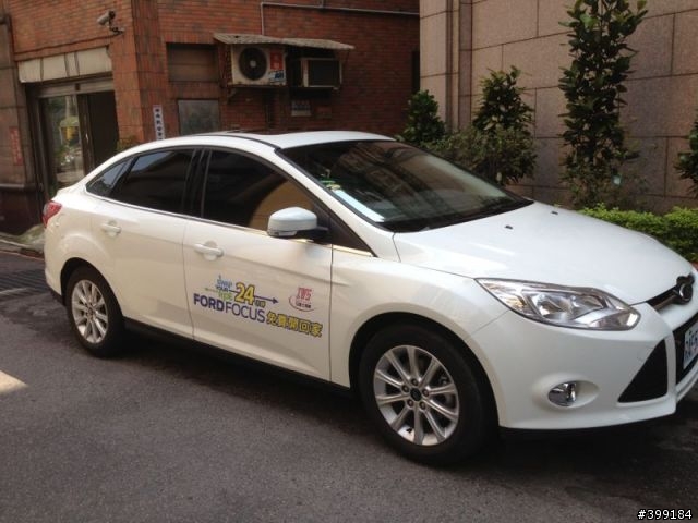 全新 Ford Focus 4D 1600CC 試駕心得