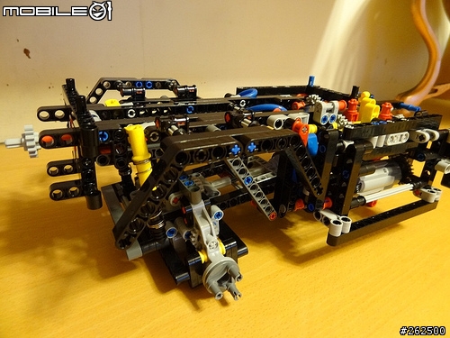 [開箱] LEGO Technic 8110 M-BENZ Unimog U400