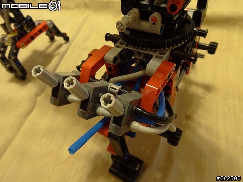 [開箱] LEGO Technic 8110 M-BENZ Unimog U400
