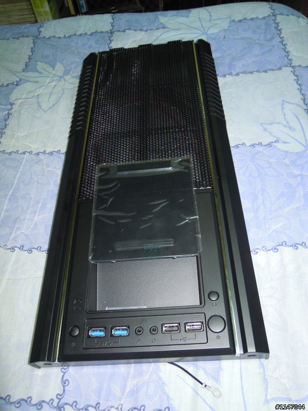 Cooler Master CM 690 II Plus (USB 2.0) 上蓋板更換升級記