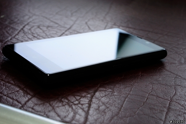 Nokia Lumia 820 隨便開箱