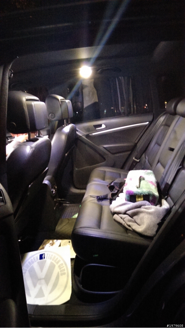 2012 Tiguan 換裝LED室內燈