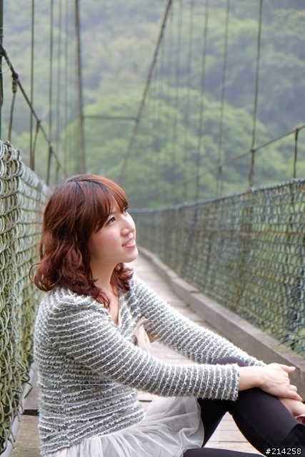 2013 Ford Focus 1.6 新竹油桐花試駕之旅心得分享~閃亮亮女神大露臉