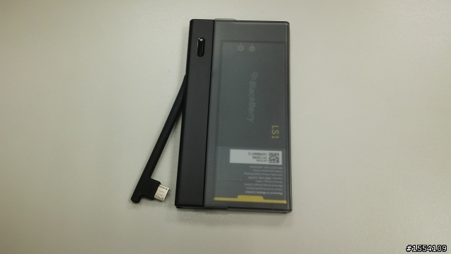 分享新入手的手機殼，充電組